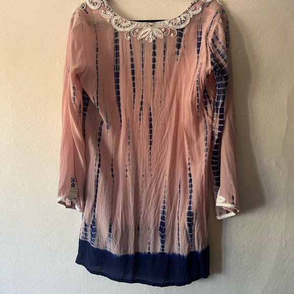 Women’s silk tunic with beading - Picture 6 of 7